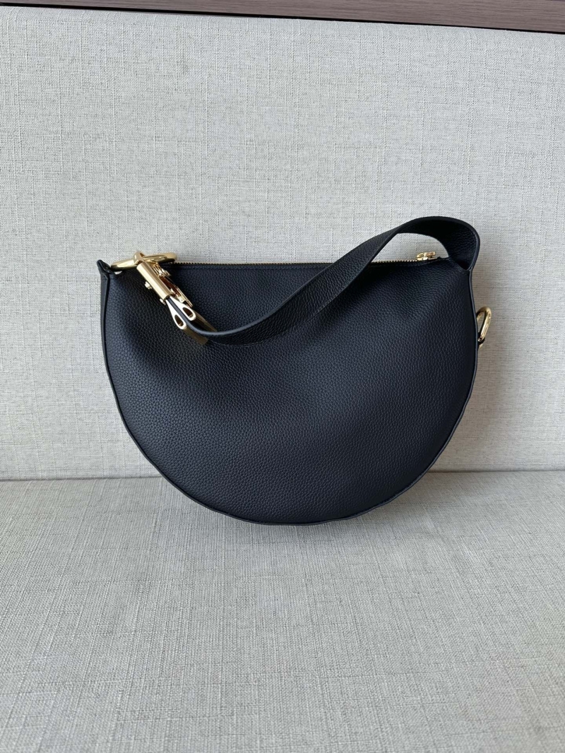 Bv*b*rry hobo bags